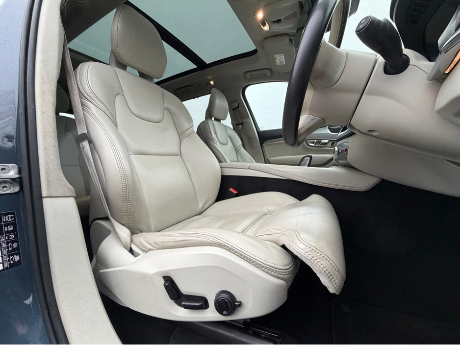 2020 Volvo XC90 MOMENTUM PRO D5 AWD AUTO *PANORAMIC SUNROOF* €35,900