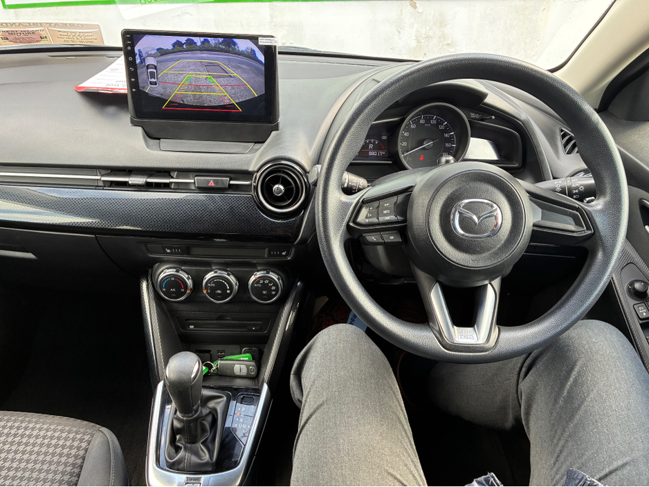 2017 Mazda Demio - image 19