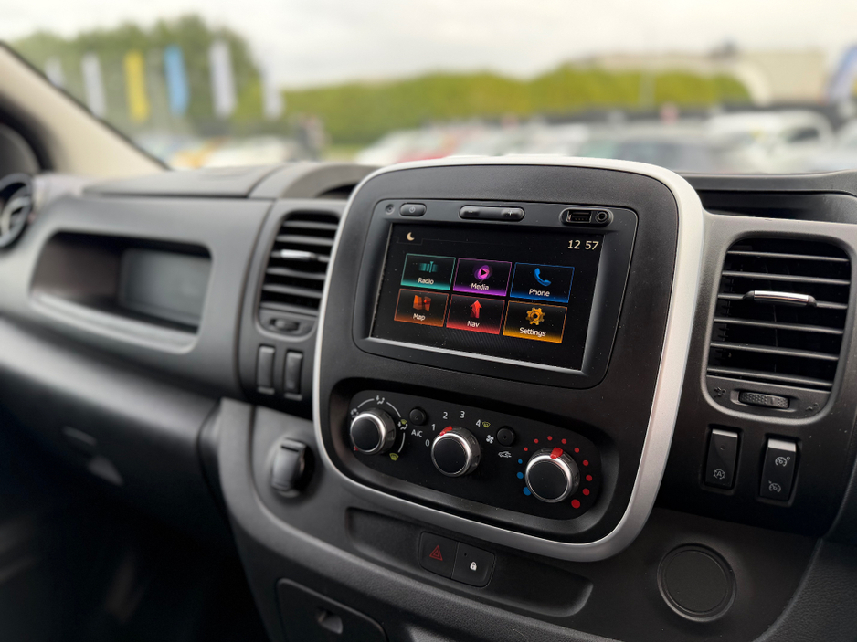 2020 Renault Trafic LL30 ENERGY - 2.0L DIESEL- AUTO - 12M WARRANTY - CAR: 1773 €14,950