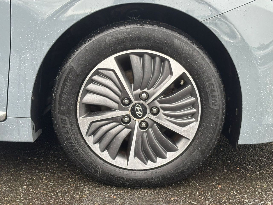 2020 Hyundai Ioniq PREMIUM SE PHEV S-A €19,638