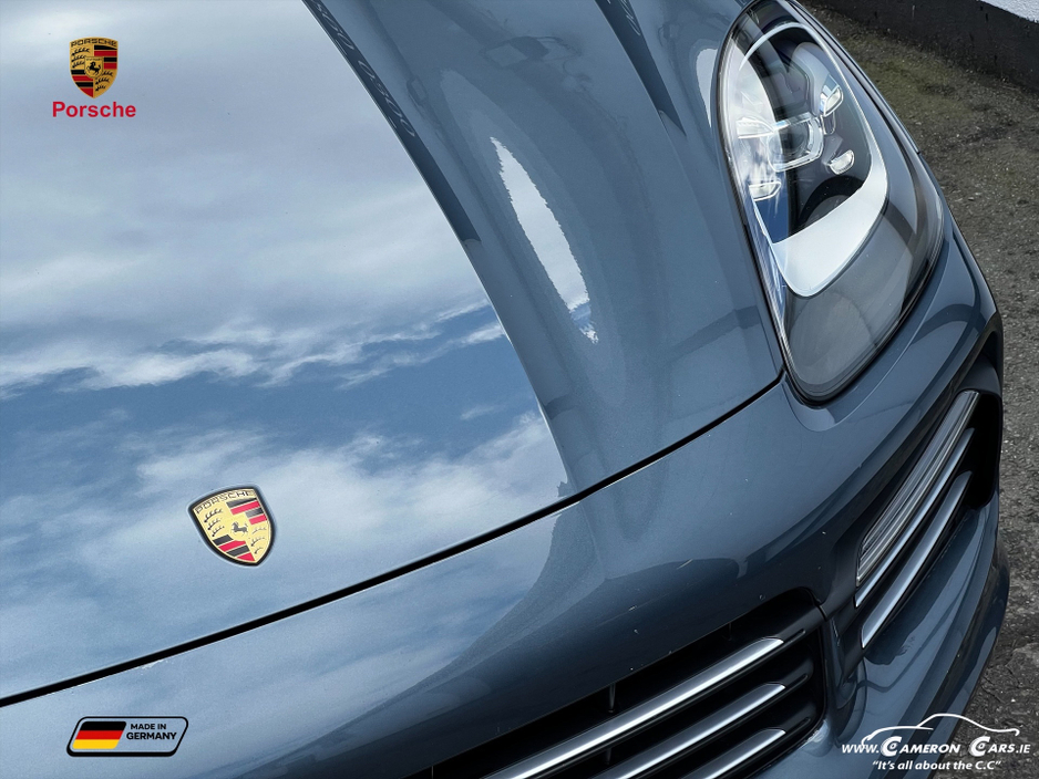 2020 Porsche Cayenne - image 35