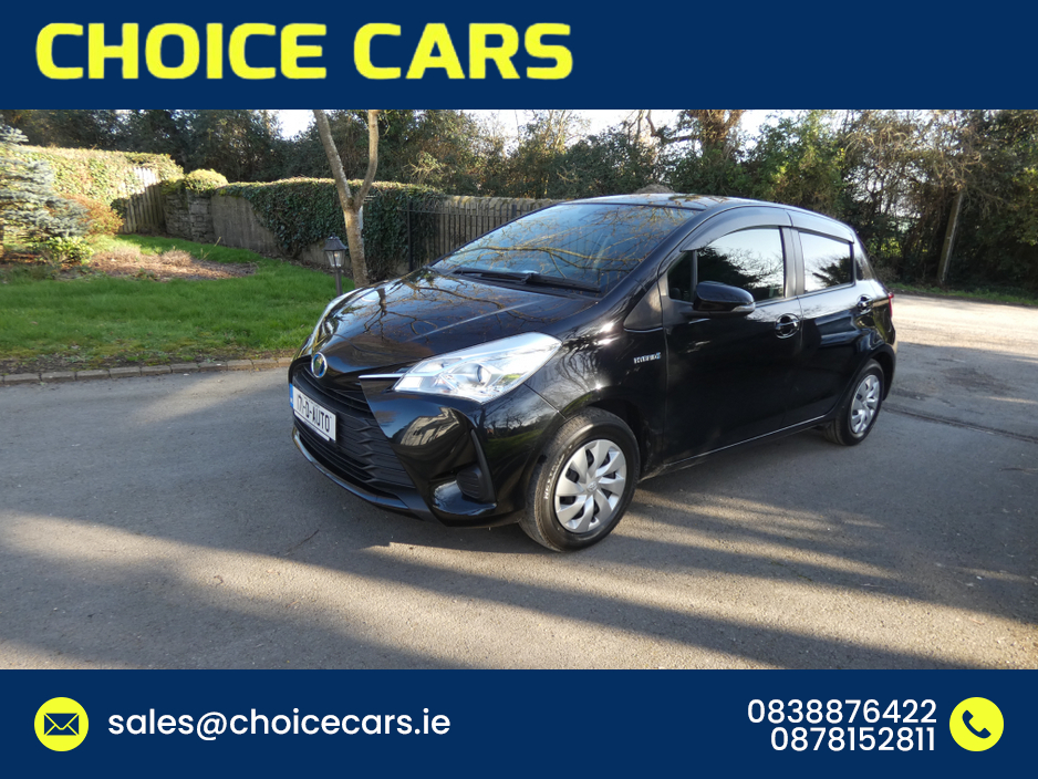 2017 Toyota Yaris - image 8