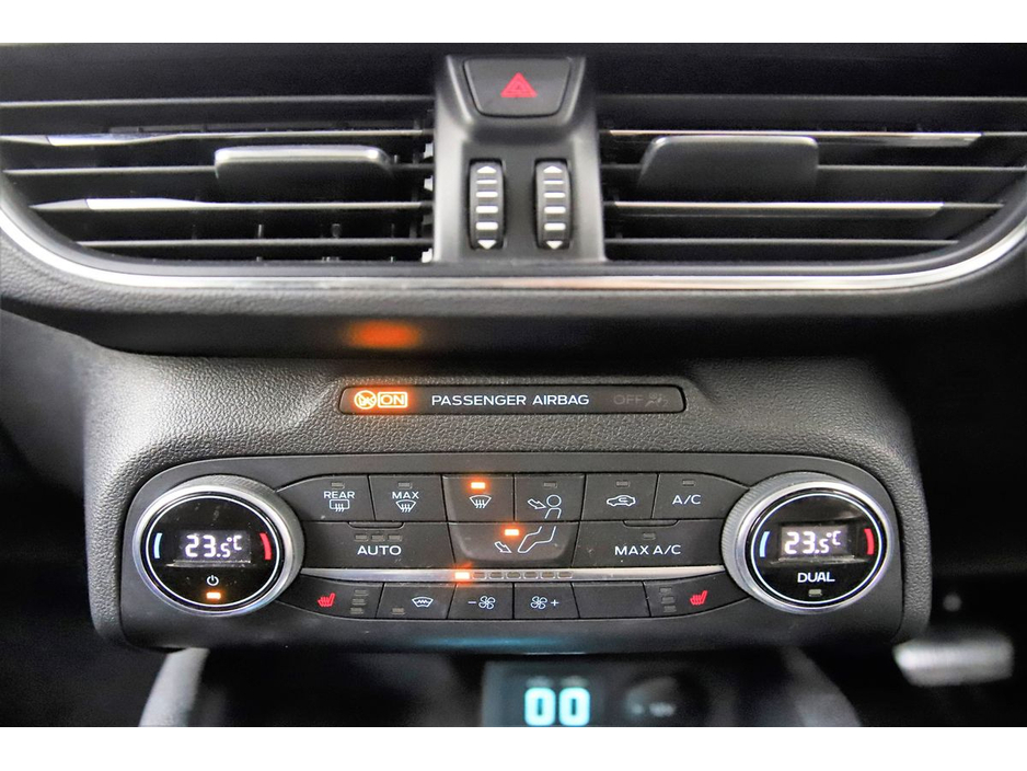 2021 Ford Focus - image 22