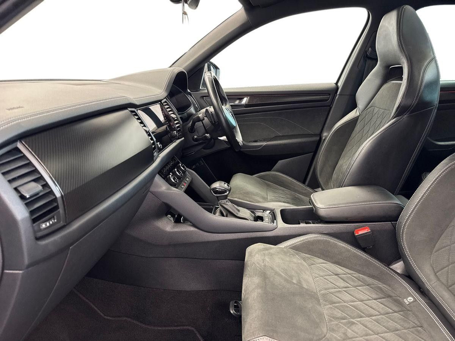 2024 Skoda Kodiaq - image 2