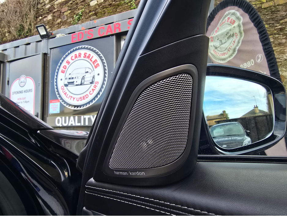 2018 BMW 7 Series - image 22