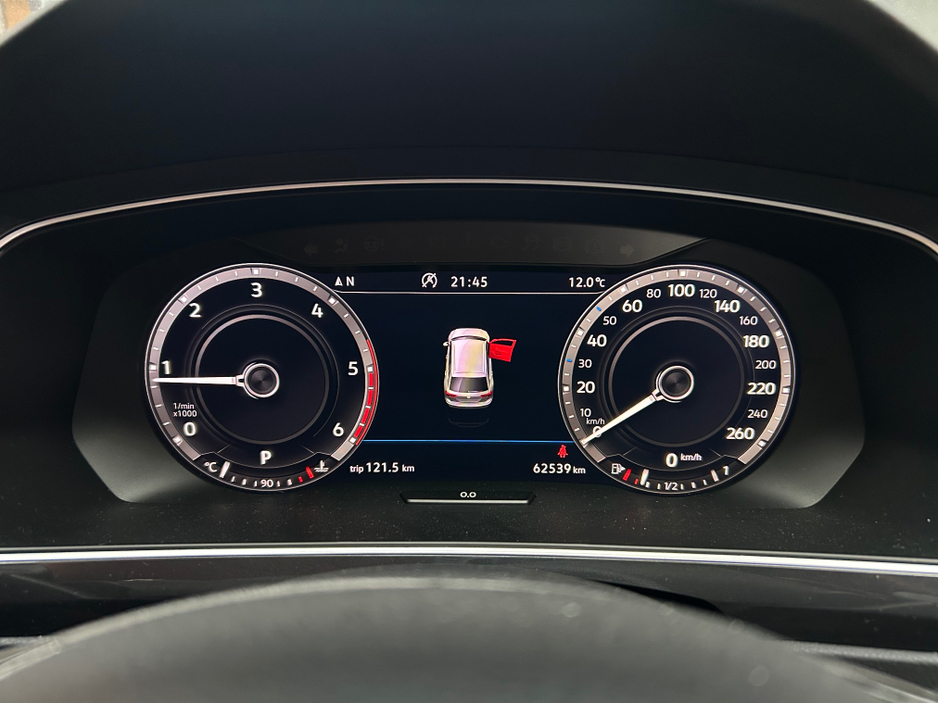 2018 Volkswagen Tiguan - image 7