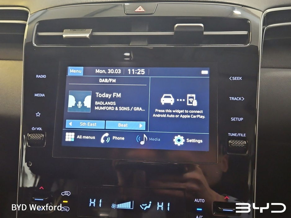 2021 Hyundai Tucson - image 10