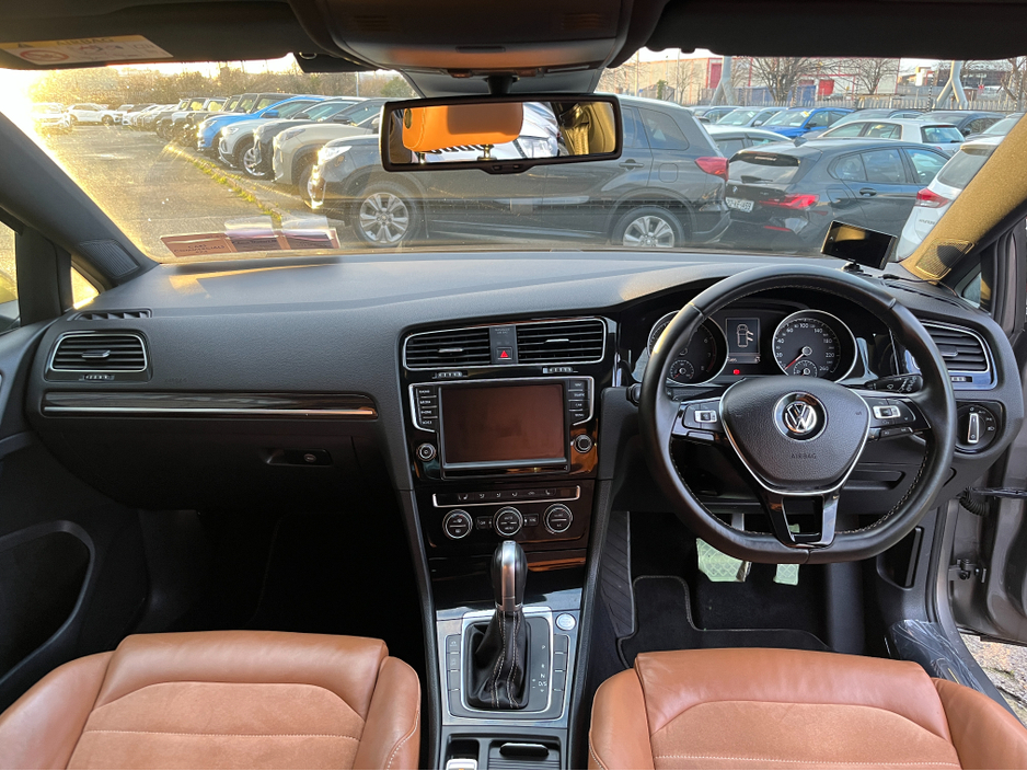 2014 Volkswagen Golf EDITION 40 AUTOMATIC 1.4 PETROL //HALF LEATHER SEATS//HEATED SEATS//REVERSE CAMERA//ADAPTIVE CRUISE CONTROL//KEYLESS ENTRY// €13,950