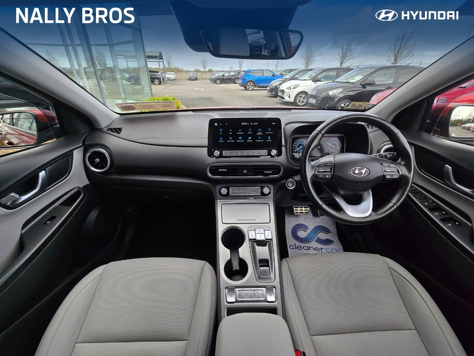 2022 Hyundai Kona - image 12