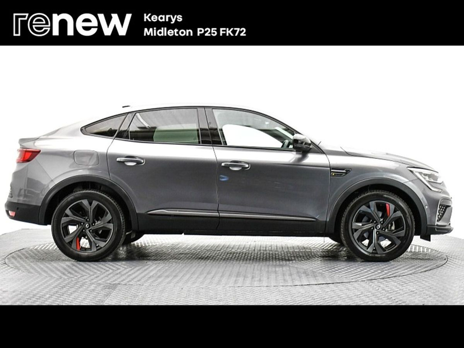 2021 Renault Arkana - image 14