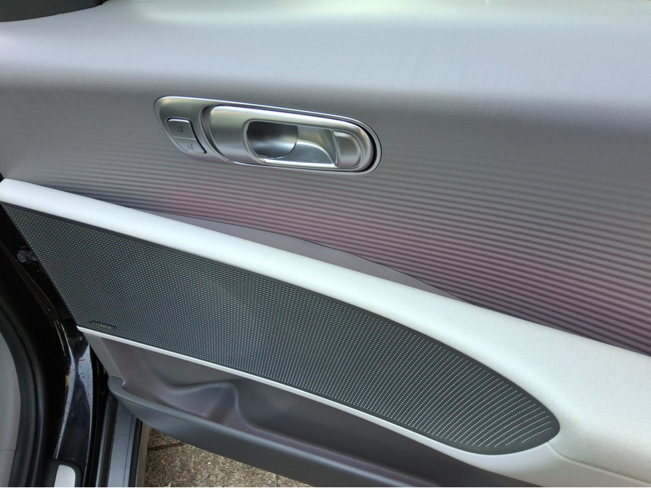 2023 Hyundai Ioniq 6 - image 17