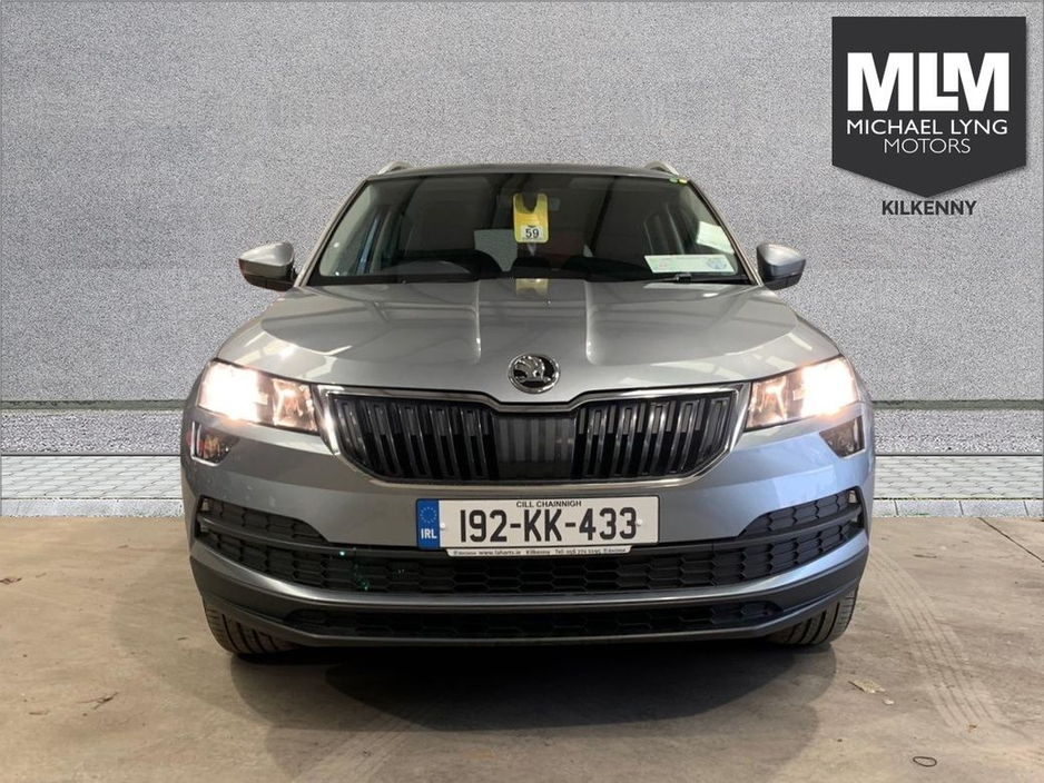 2019 Skoda Karoq - image 2