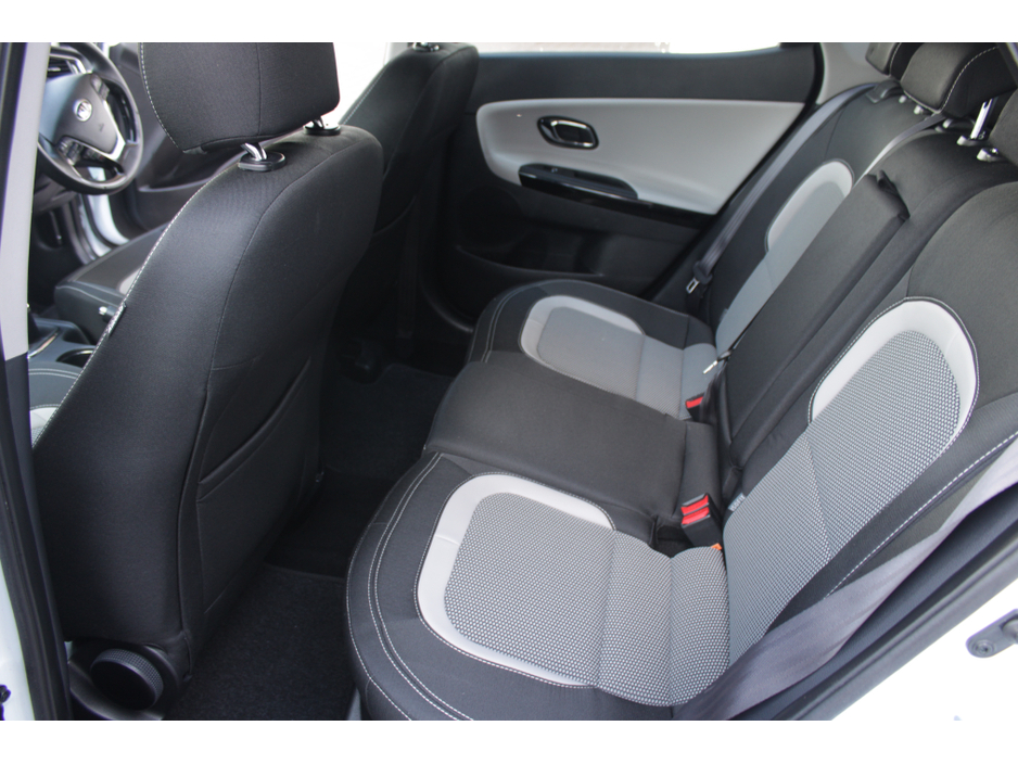 2016 Kia Ceed - image 18