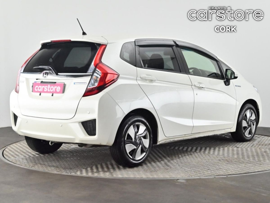 2015 Honda Fit FIT DAA-GP5 HYBRID 5DR AUTO €10,880