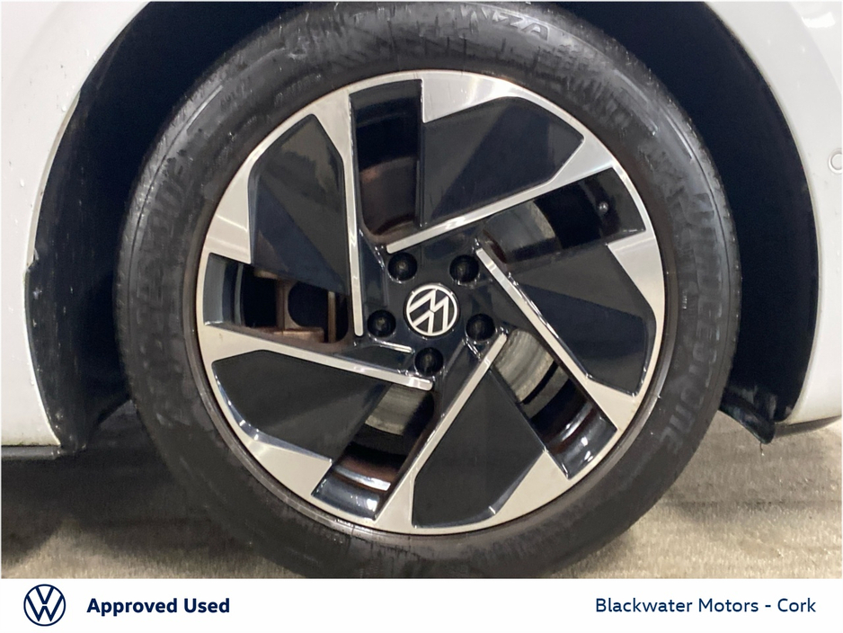 2023 Volkswagen ID.3 LIFE DX 58KWH 204BHP €25,995