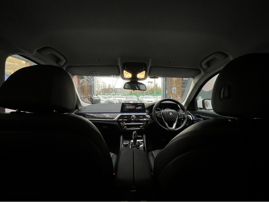 2017 BMW 5 Series €22950 2017 BMW 530E LUXURY IPERFORMANCE 2.0 AUTOMATIC / CRUISE CONTROL / 360° CAMERA / ELECTRIC MEMORY & HEATED SEATS / HEATED REAR SEATS / AMBIENT LIGHTS €22,950