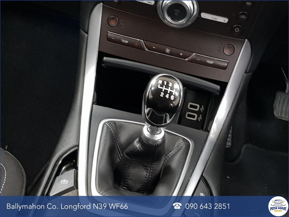 2017 Ford S-Max - image 16