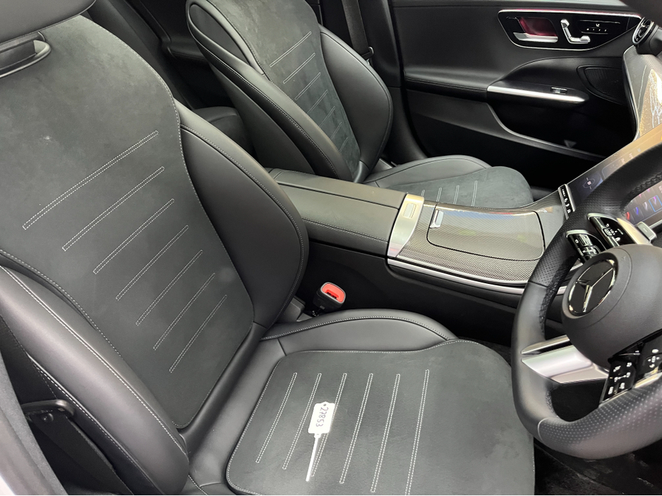 2024 Mercedes-Benz C Class 2024 MERCEDES-BENZ C350E SP 2.0 AUTOMATIC / CRUISE CONTROL / 360° PARKING CAMERA / ELECTRIC MEMORY HEATED REAR & FRONT SEATS / PADDLE SHIFTERS / PANORAMIC SUNROOF / AMBIENT LIGHTS / APPLE CARPLAY €54,950