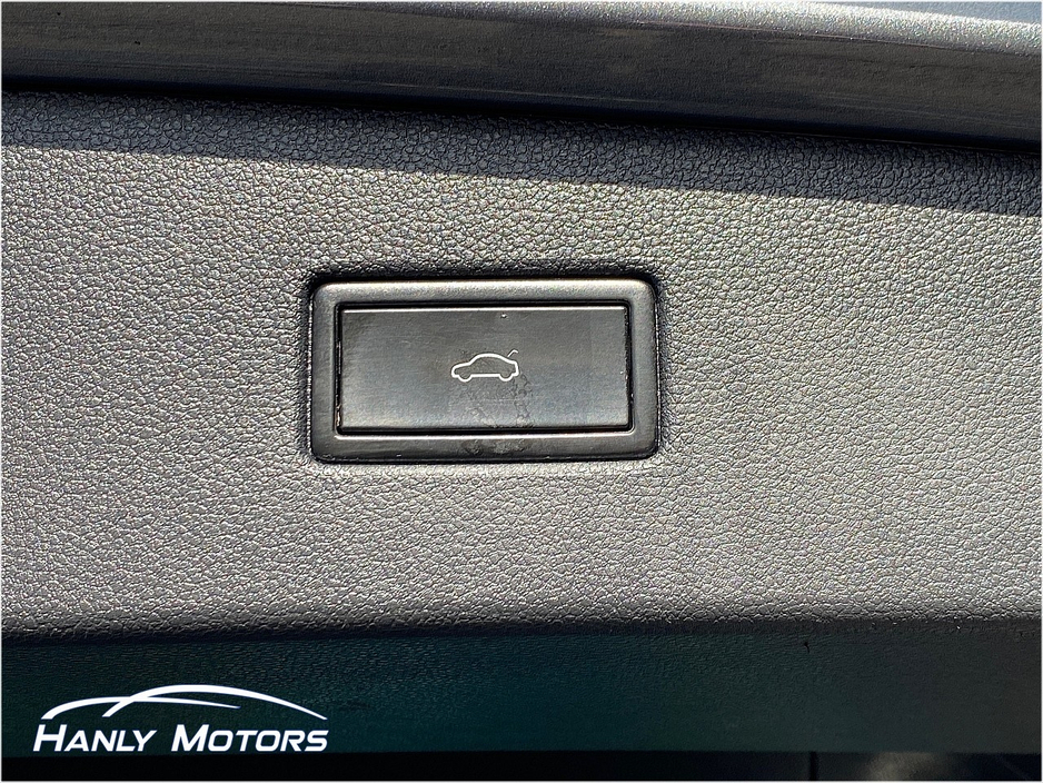 2020 Volkswagen Tiguan - image 28