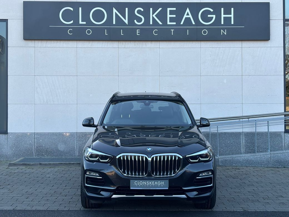 2020 BMW X5 - image 2