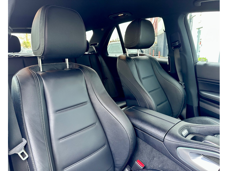 2022 Mercedes-Benz GLE Class - image 20