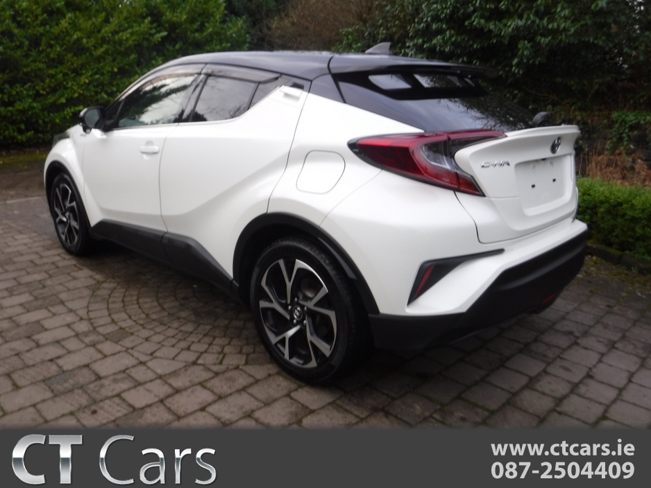 2018 Toyota C-HR - image 5