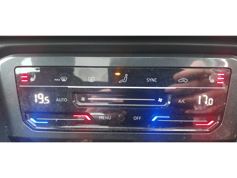 2024 Volkswagen Tiguan ELEGANCE 2.0 TDI MANUAL 6SPEED FWD 150HP 5 €41,950