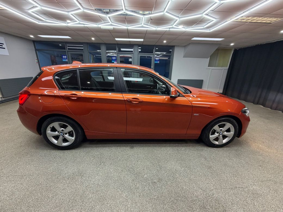 2016 BMW 1 Series - image 10