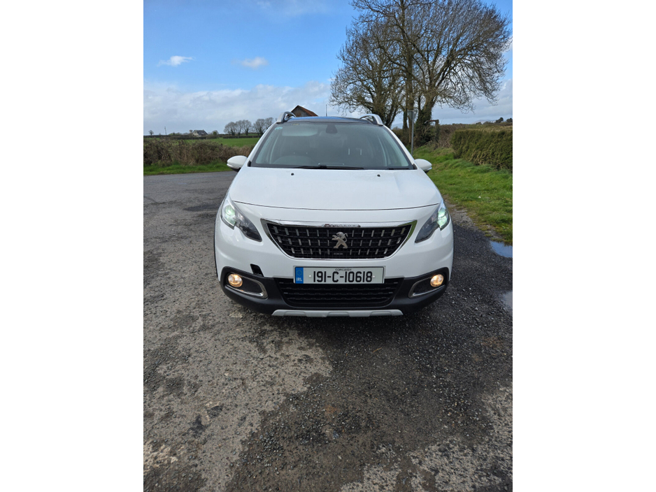 2019 Peugeot 2008 - image 5