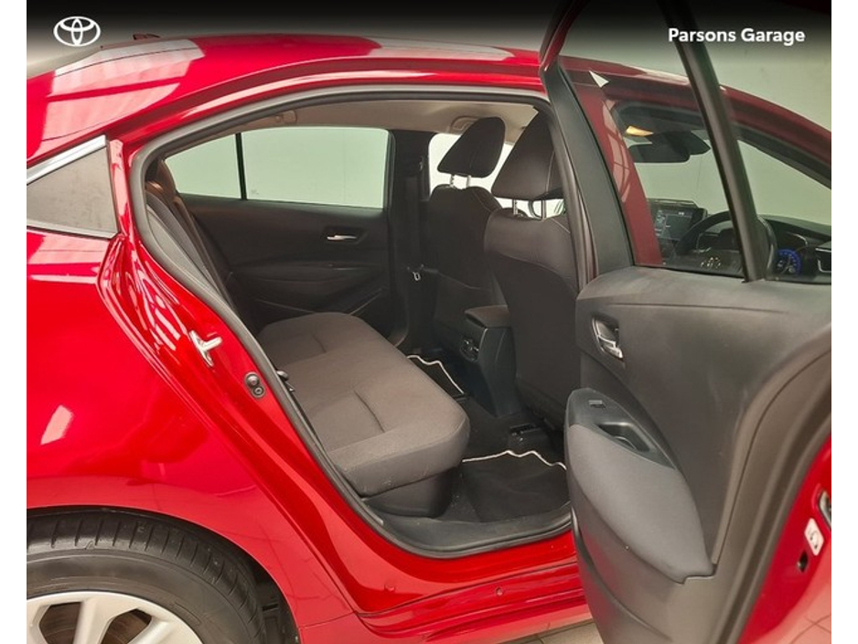 2021 Toyota Corolla - image 6