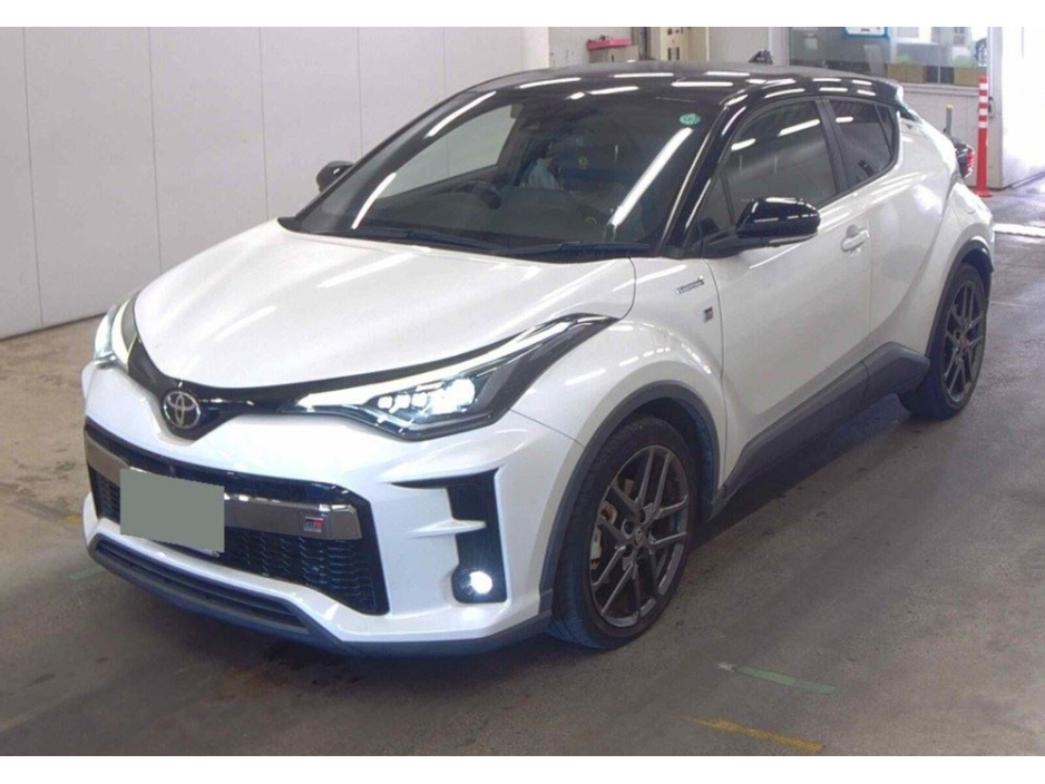 2019 Toyota C-HR - image 8