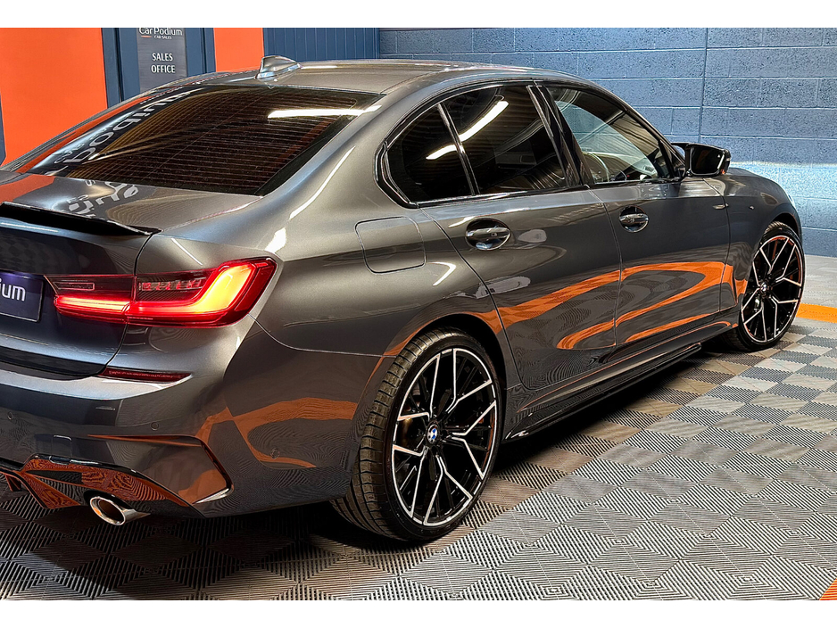 2020 BMW 3 Series 330e M Sport Auto €28,750