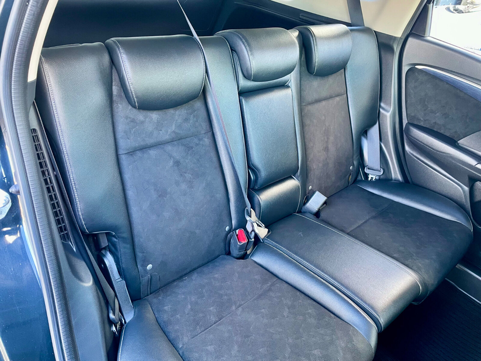 2016 Honda Shuttle - image 16