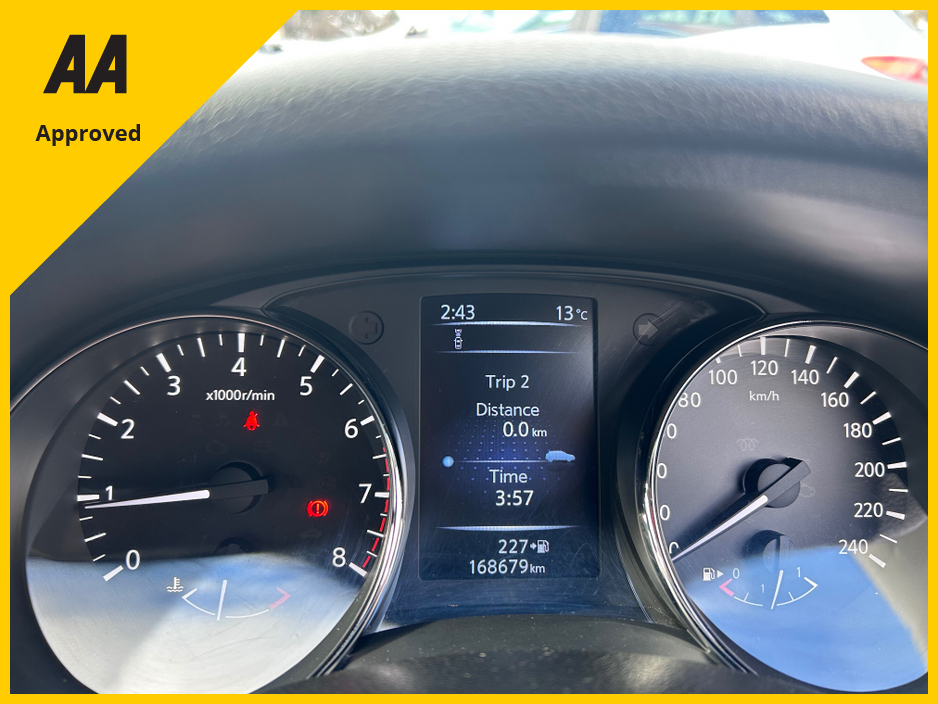 2017 Nissan Pulsar - image 15