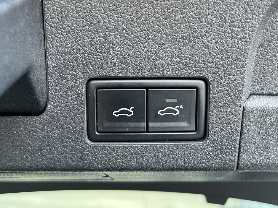 2020 Volkswagen Arteon R-LINE 240HP 4MOTION AUTOMATIC 2.0 DIESEL //HIGH SPEC//PANORAMIC GLASS ROOF//KEYLESS ENTRY//SAT NAV//HEATED FRONT AND REAR SEATS// €32,950