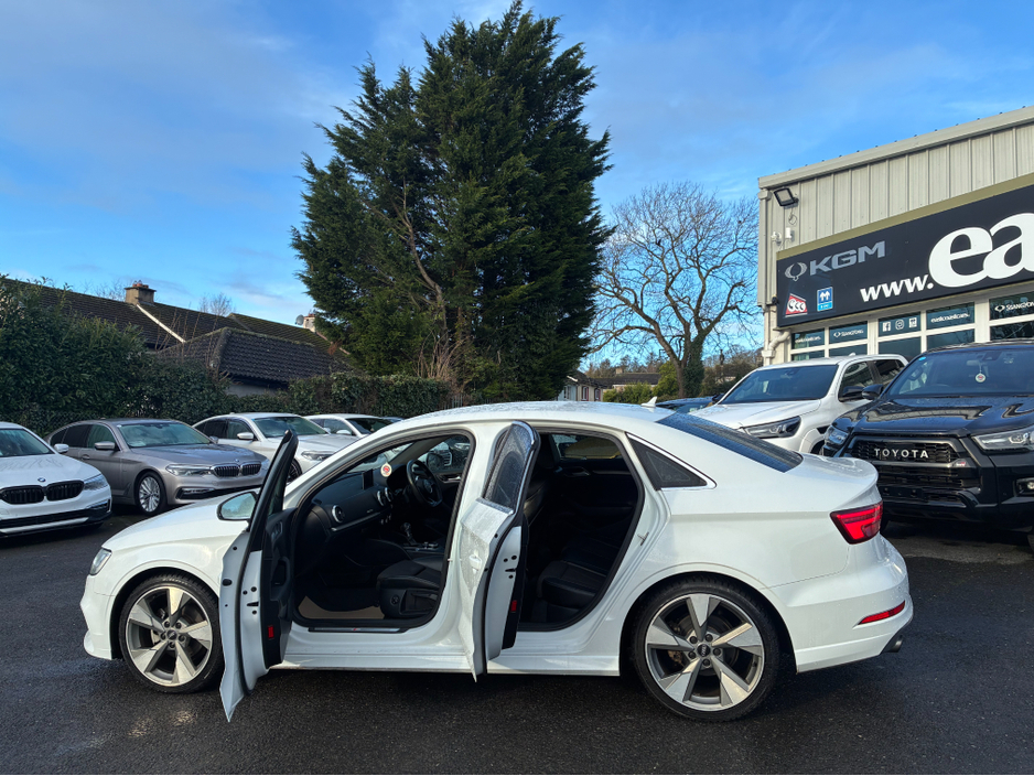 2018 Audi A3 Saloon ( 182 REG SALOON 1.4 S LINE EDITION PACK VIRTUAL COCKPIT - NAVIGATION -CARPLAY ANDROID AUTO LEATHER PACK - REVERSING CAMERA / PARKING SENSORS - DRIVE MODE €22,950