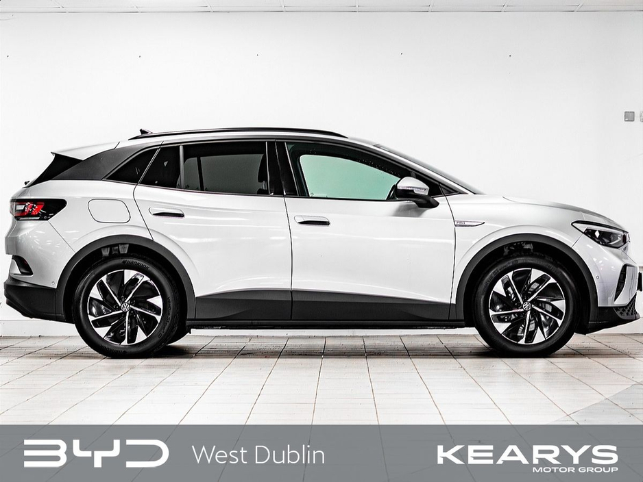 2023 Volkswagen ID.4 - image 3