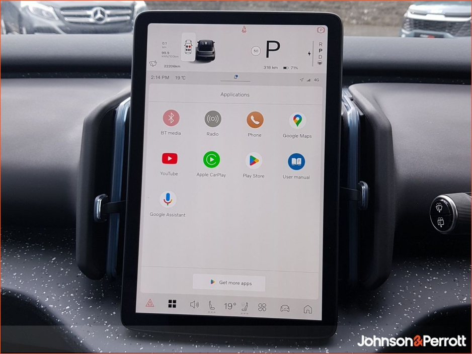 2024 Volvo EX30 Ultra 428bhp Twin Motor AWD 69kWh (Three Year Volvo Selekt Warranty) €40,900