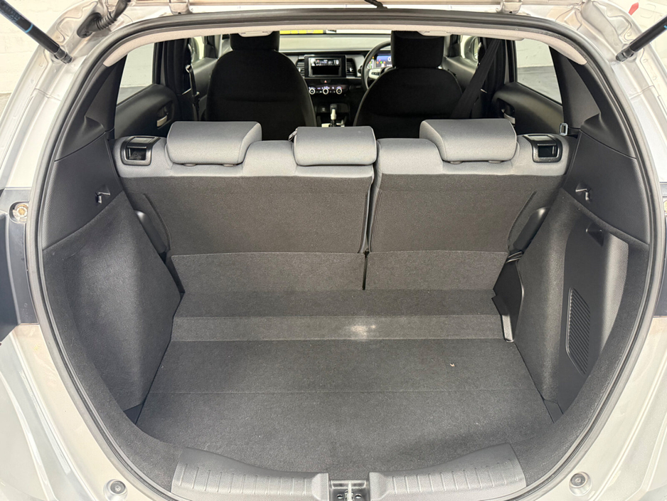 2020 Honda Jazz - image 24