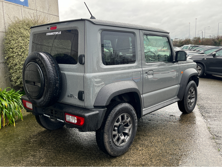 2024 Suzuki Jimny SIERRA 4 SEAT MANUAL 1.5 PETROL //LOW MILES//HIGH SPEC//HEATED SEATS//CRUISE CONTROL//KEYLESS ENTRY//REVERSE CAMERA//