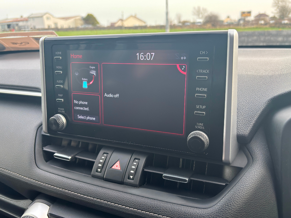 2020 Toyota Rav4 - image 11