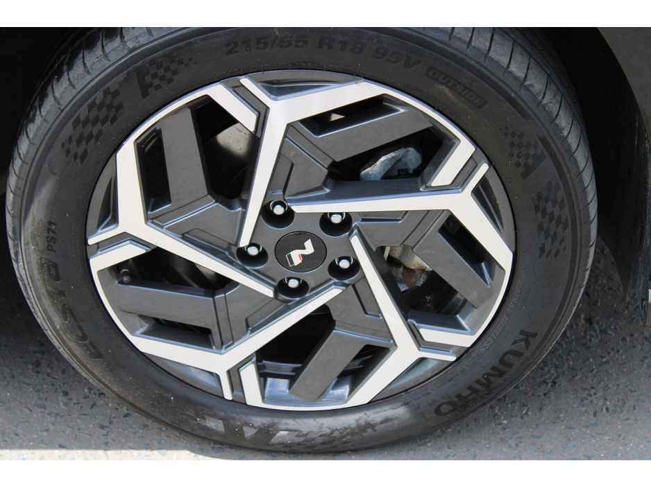 2024 Hyundai Kona - image 10