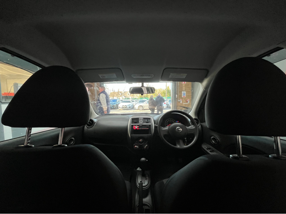 2018 Nissan March - image 11