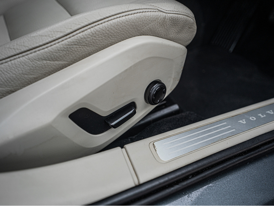 2017 Volvo S90 2017 Volvo S90 2.0d Auto/High spec/1yr warranty €19,888