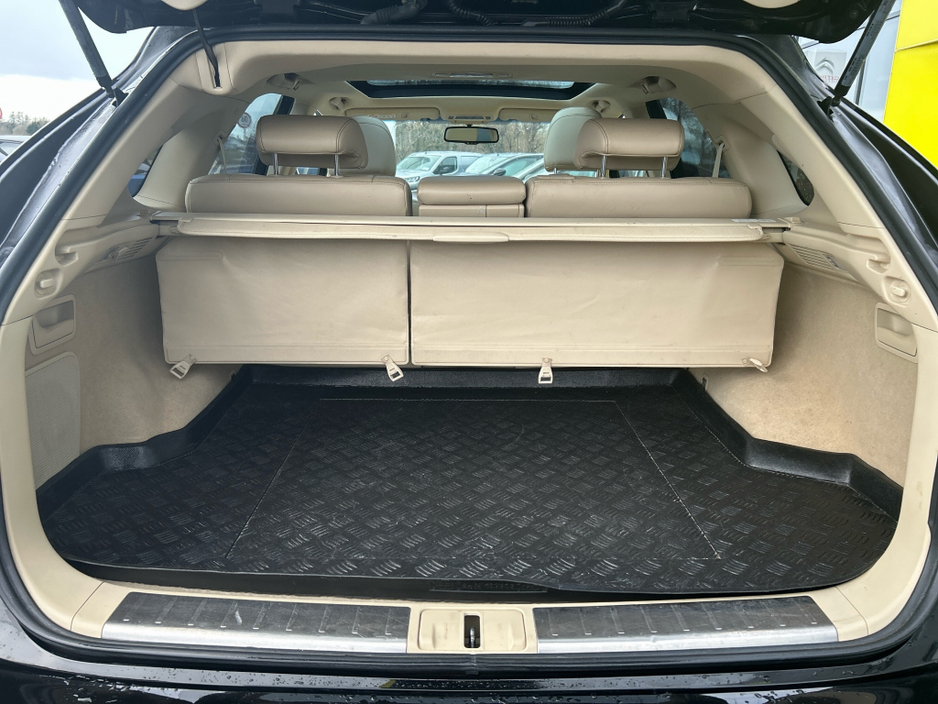 2015 Lexus RX 450 h - image 12