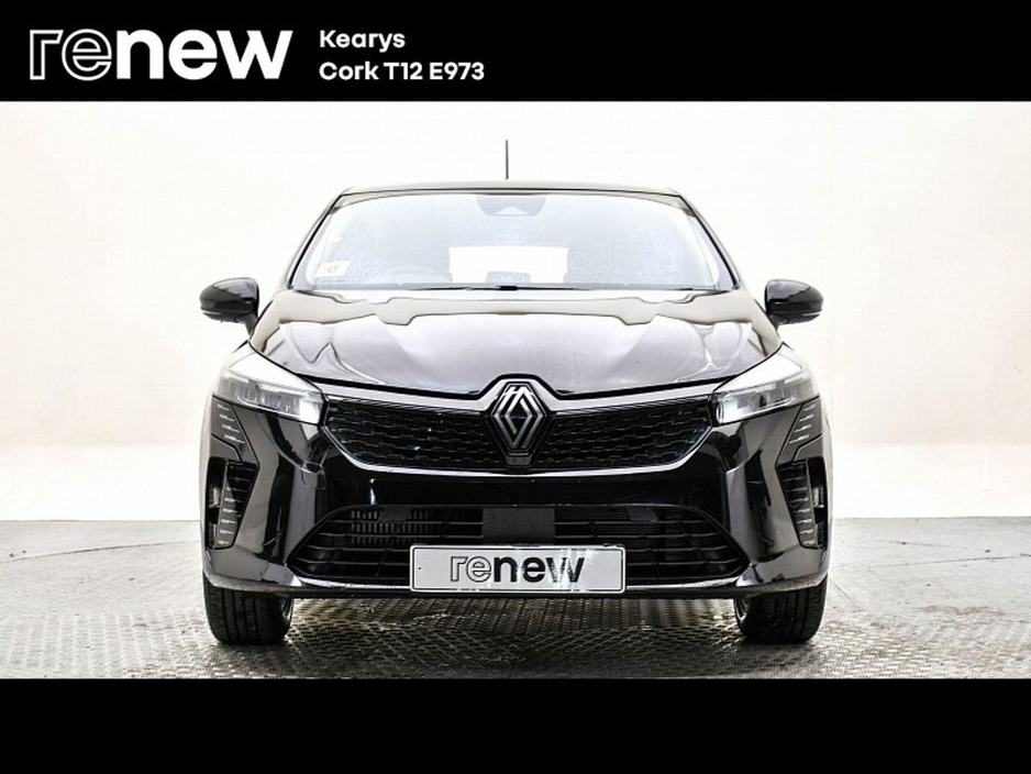 2025 Renault Clio - image 8