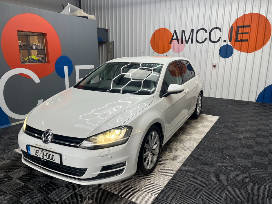 2015 Volkswagen Golf - image 5