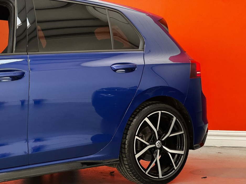 2024 Volkswagen Golf - image 10