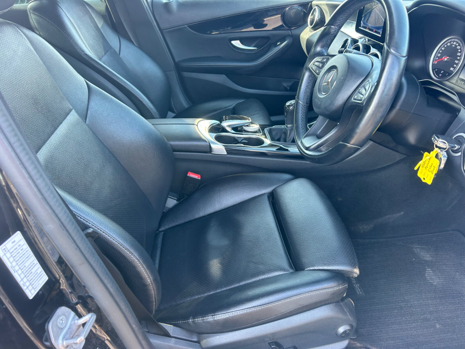2016 Mercedes-Benz C Class - image 11