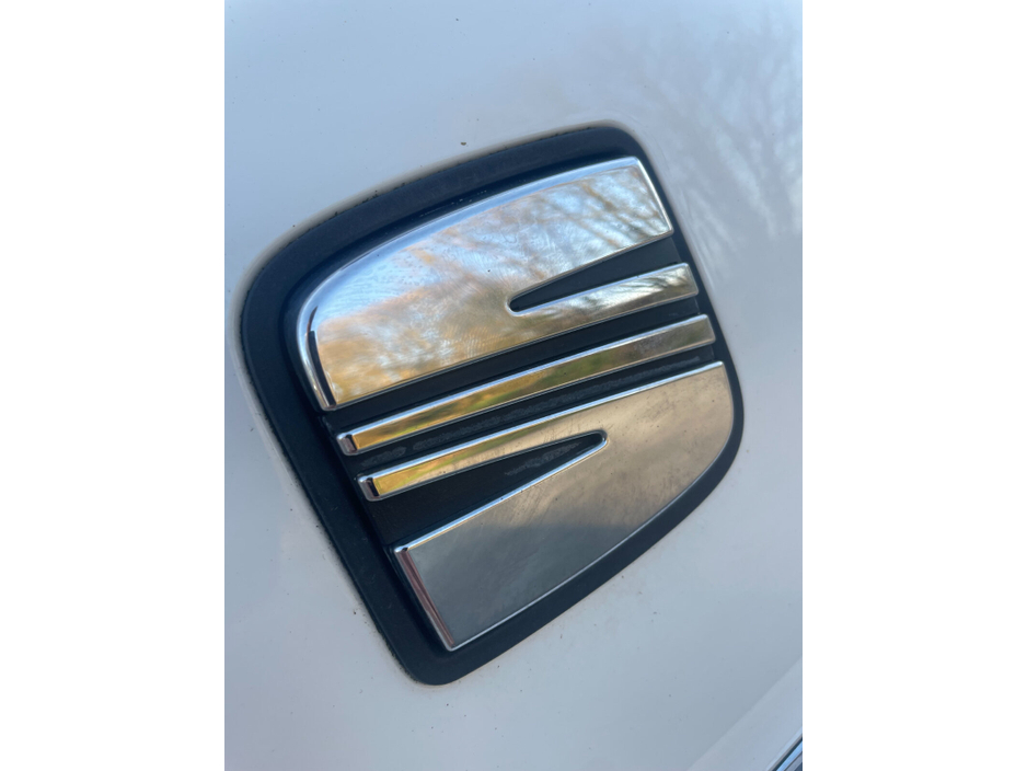 2014 SEAT Ibiza - image 15